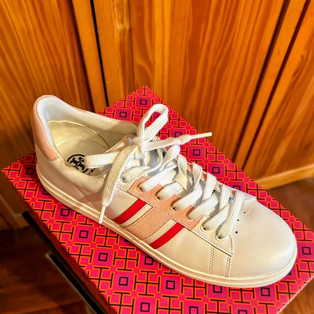 “NWB” Tory Burch Howell classic Sneakers👟